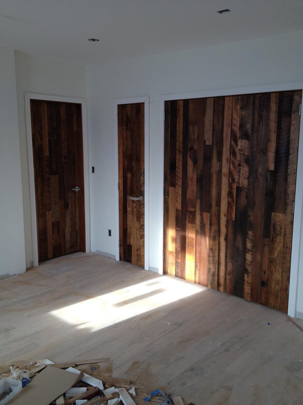 Reclaimed barn wood accent wall custom home Bergen County NJ Bergen Remodeling